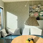 Hébergement de vacances 60s With Vintage And Real Soul Finds